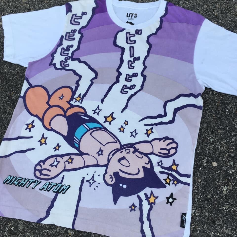 Uniqlo RARE ‼️ Astro Boy Size US M / EU 48-50 / 2 - 2 Thumbnail