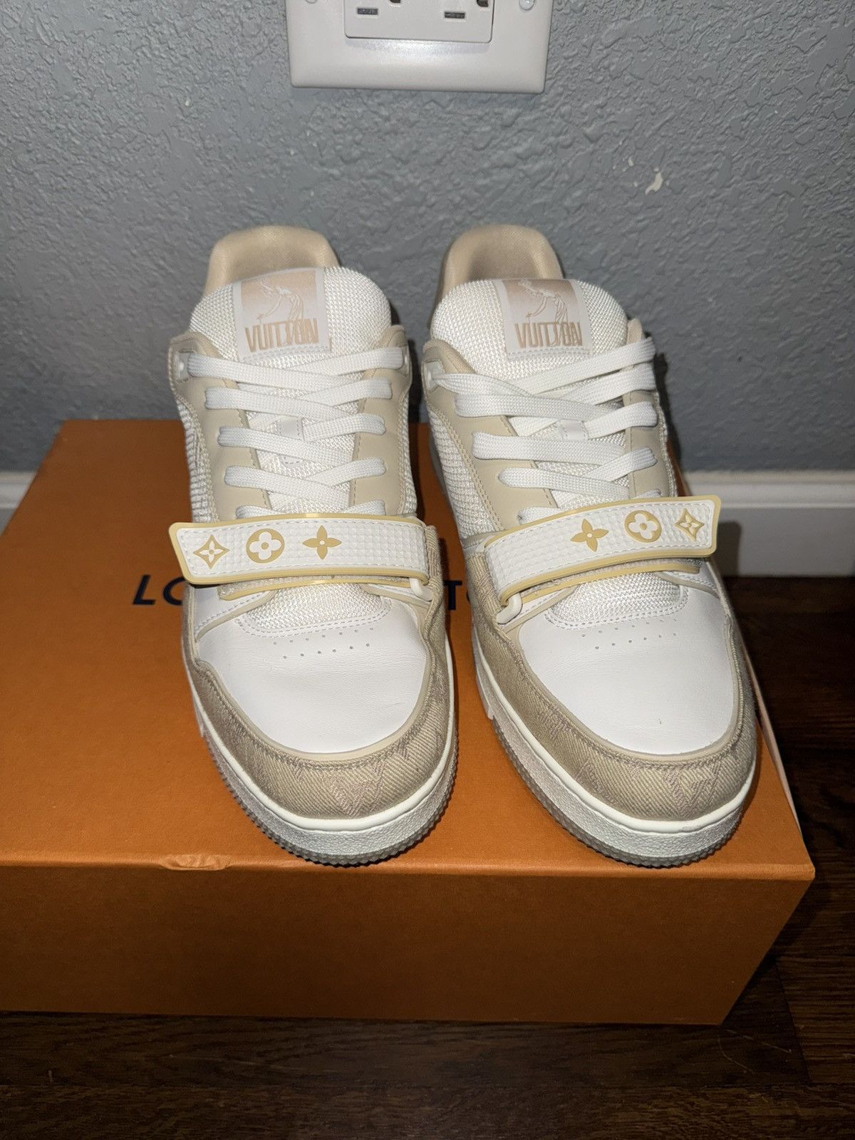 Louis Vuitton Louis Vuitton Trainer Size US 9 / EU 42 - 9 Thumbnail