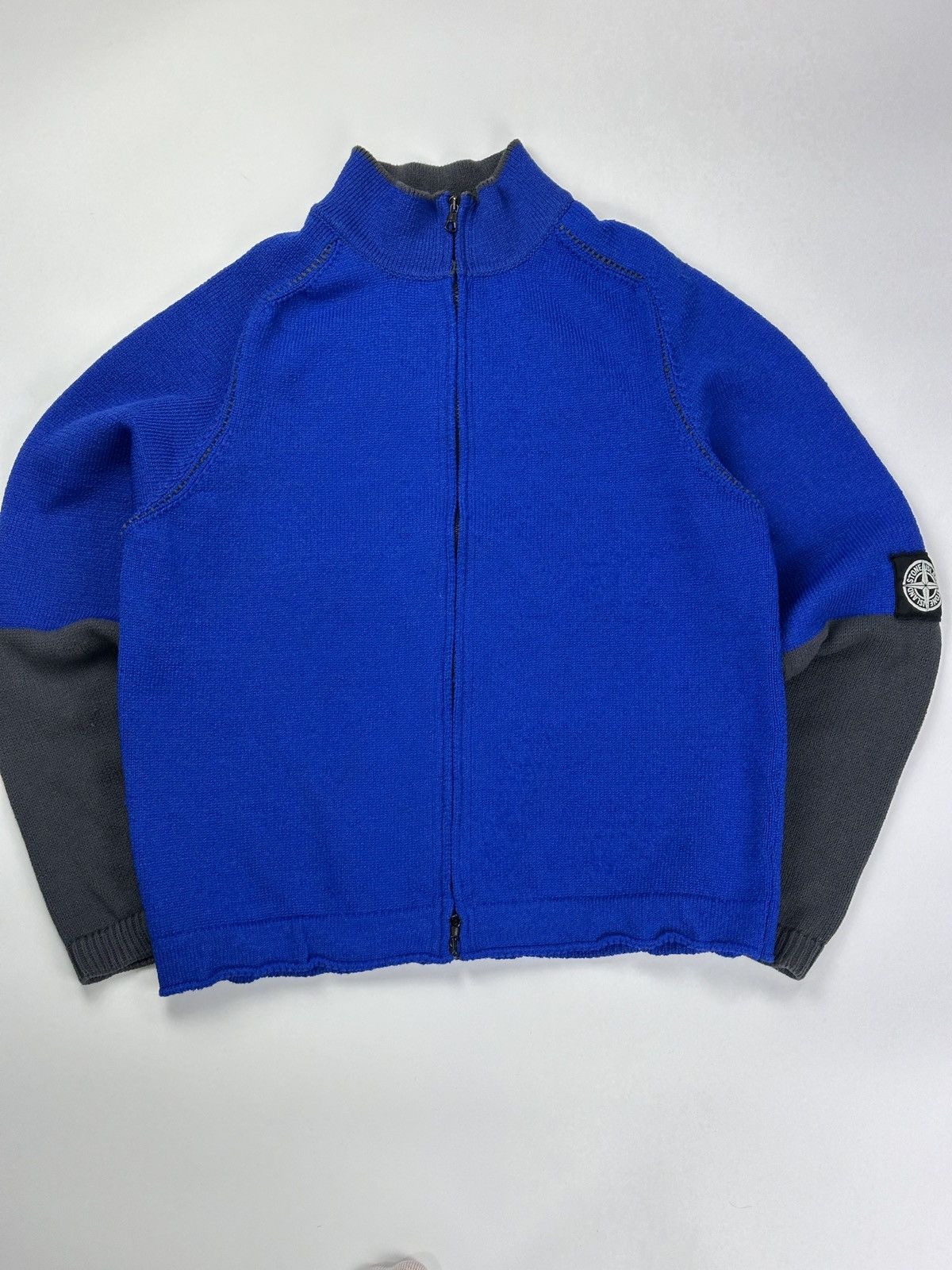 Stone Island Stone Island Vintage Blue & Grey Sweater Size US L / EU 52-54 / 3 - 1 Thumbnail