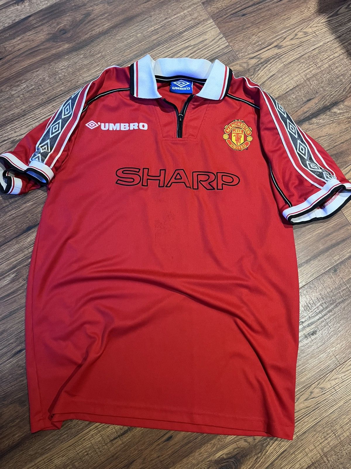 Umbro × Vintage Vintage Umbro David Beckham 1996 Manchester United Kit Size US L / EU 52-54 / 3 - 1 Thumbnail