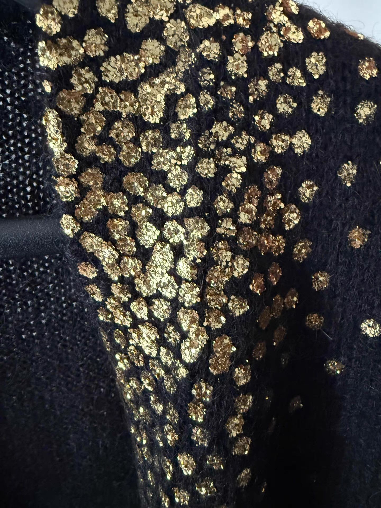 Saint Laurent Paris Saint Laurent Sequin Cardigan Sweater Ｑ23 Size US S / EU 44-46 / 1 - 6 Thumbnail