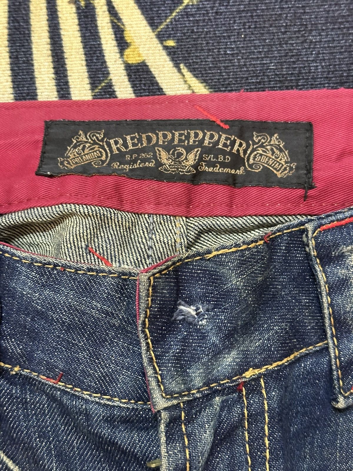 Ed Hardy Vintage Red Pepper Flare Mudwash Distressed Denim Size US 30 / EU 46 - 8 Thumbnail