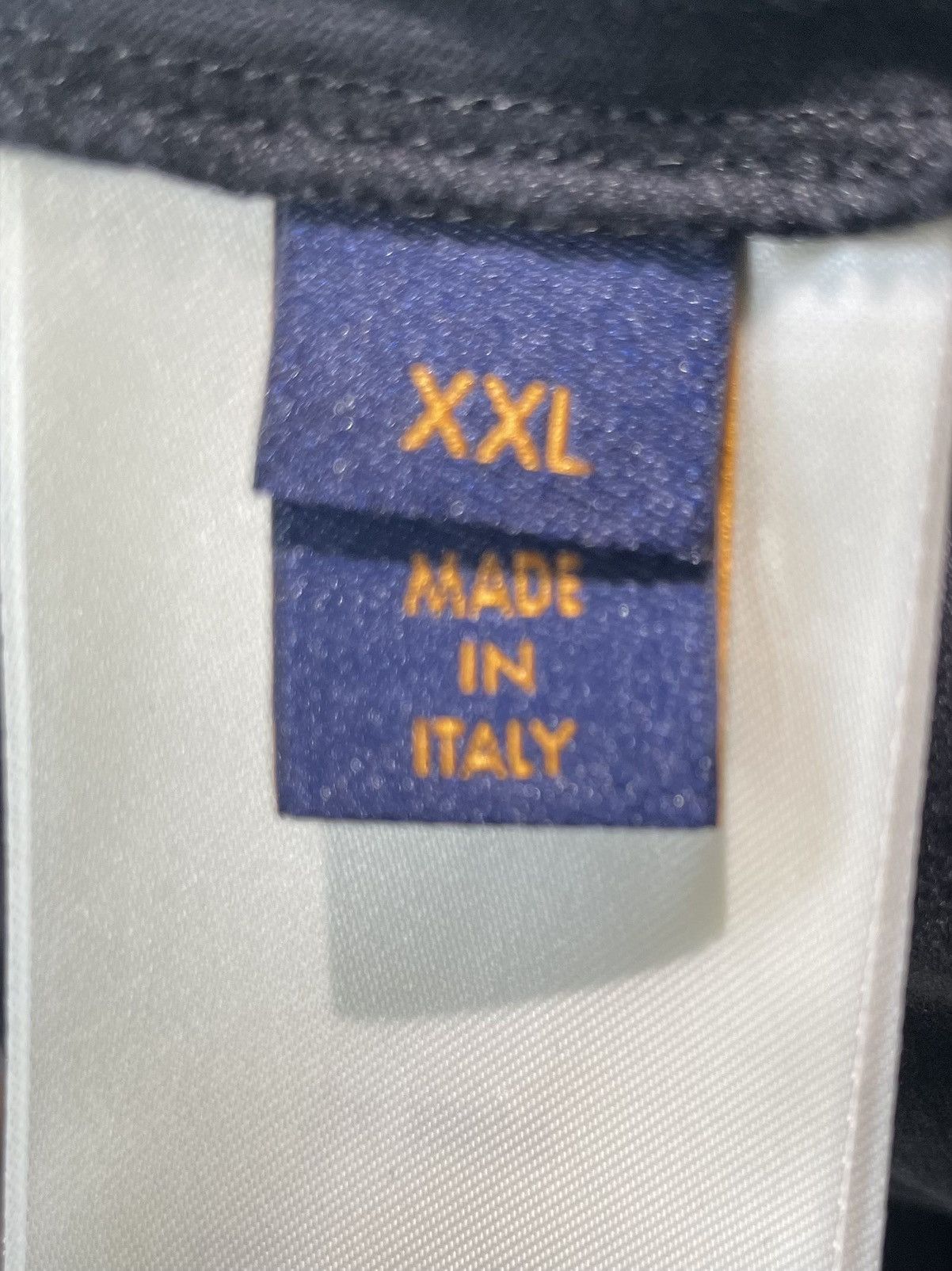 Louis Vuitton Louis Vuitton LV Debossed Tee Size US XXL / EU 58 / 5 - 5 Thumbnail