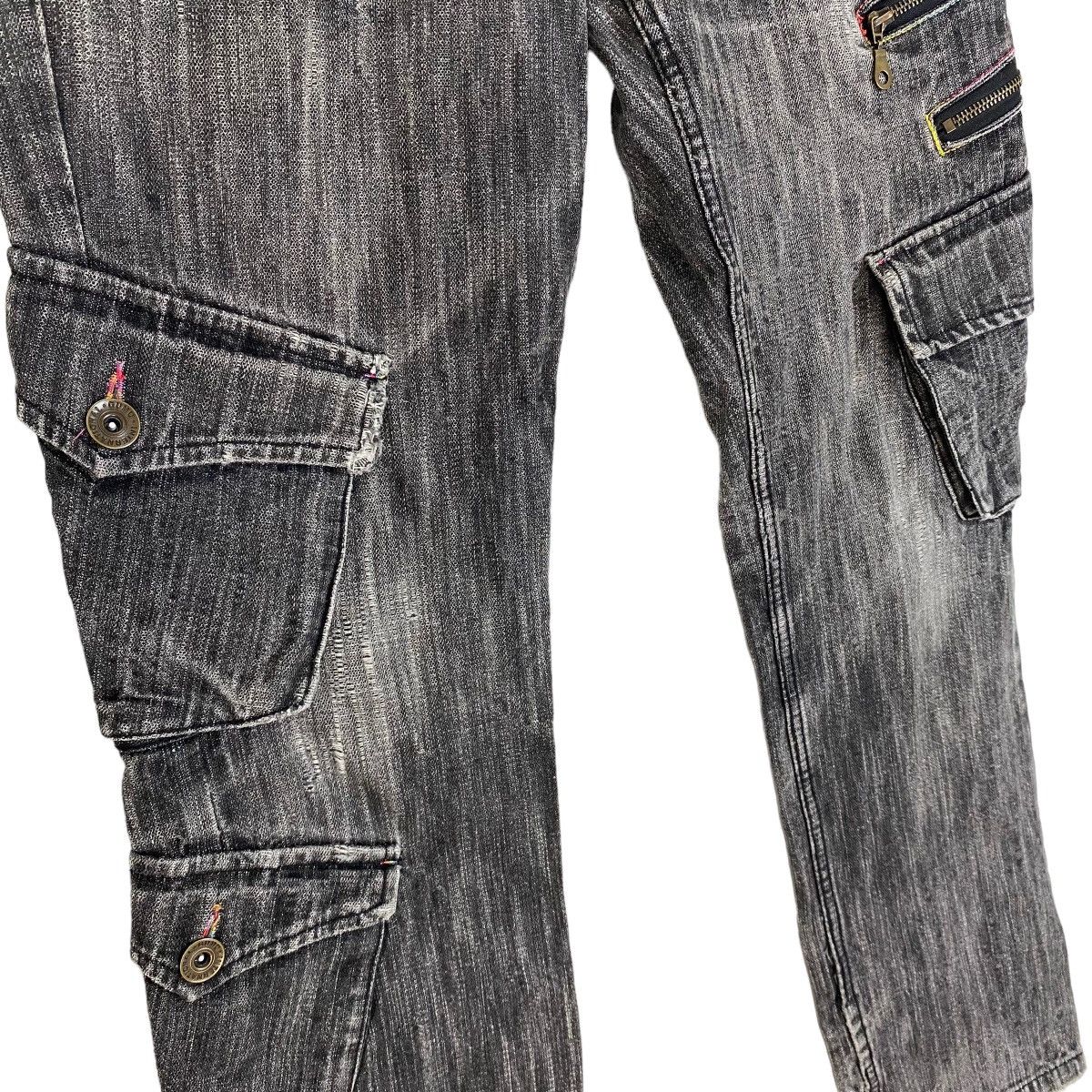 Japanese Brand ☀️Gumu Intl Japanese style jeans multipocket Size US 32 / EU 48 - 4 Thumbnail