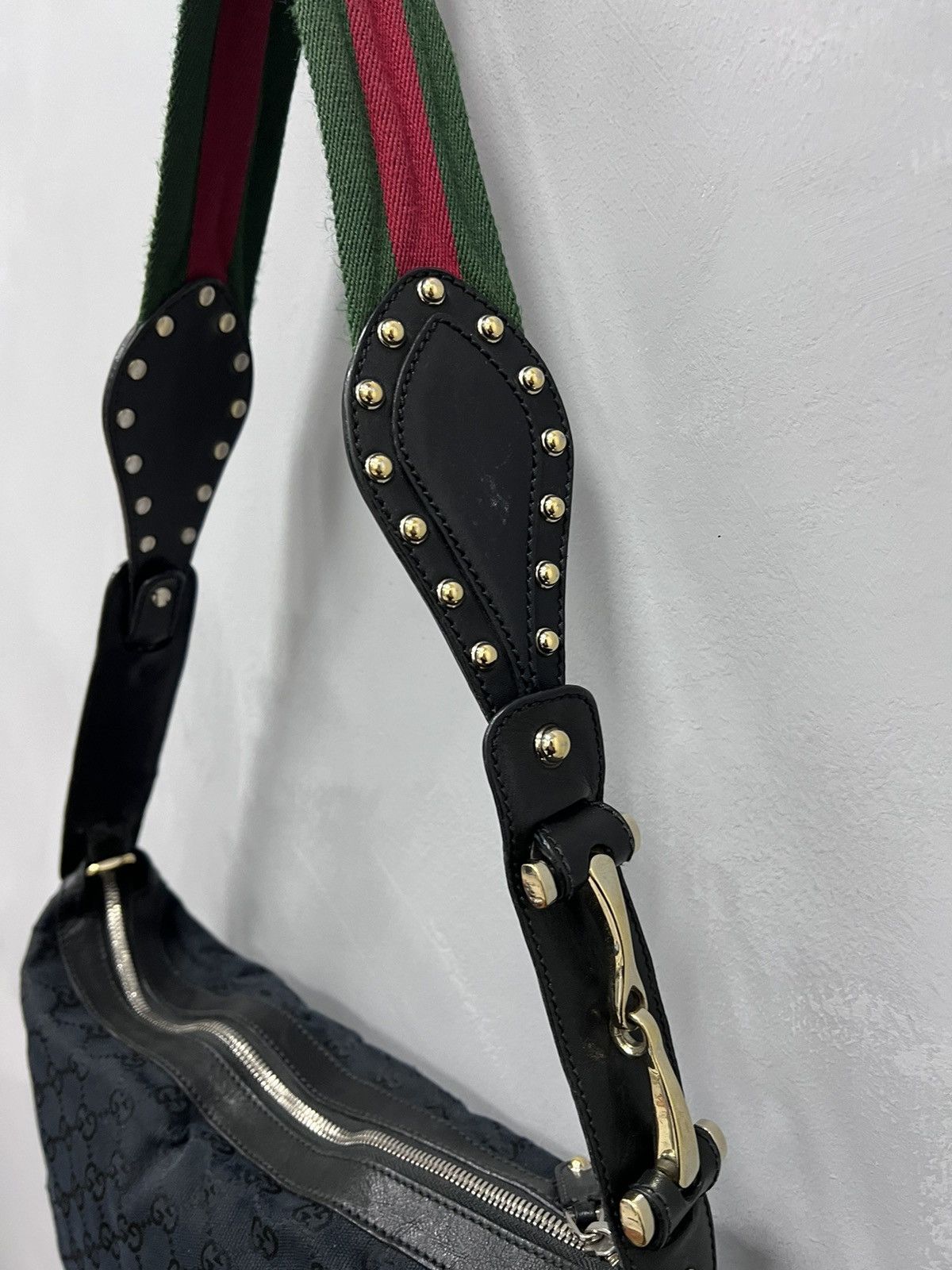 Gucci VINTAGE GUCCI GG SUPREME BLACK CANVAS STUDDED HOBO BAG Size ONE SIZE - 7 Thumbnail