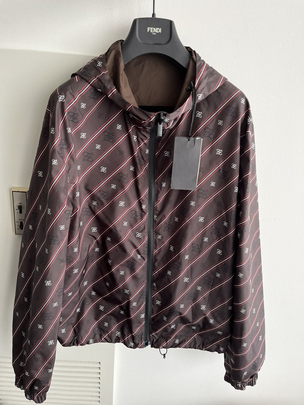 Fendi $2,500 Super Runway New FF Logo Reversible Bomber Jacket Size US S / EU 44-46 / 1 - 25 Thumbnail