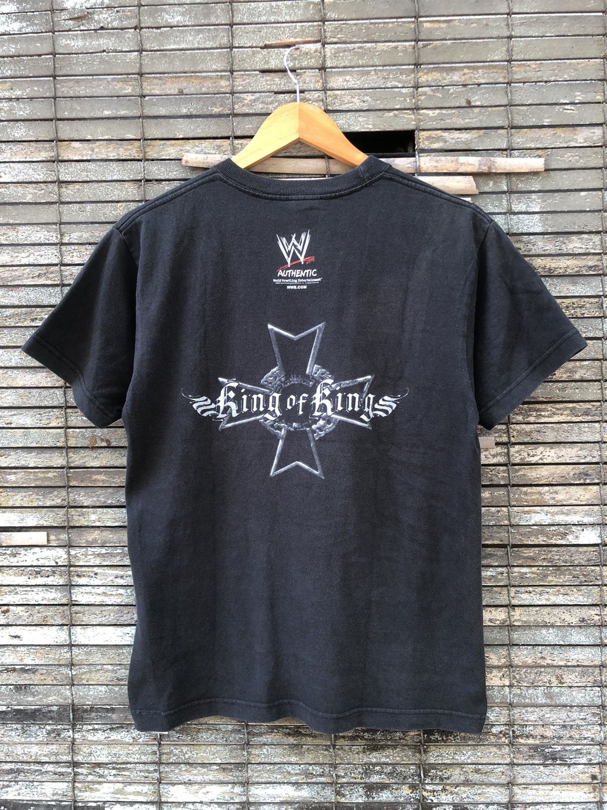 Vintage × WWE × WWF 💥Vintage💥Y2K Triple H King Of King Backhit Tee Size US M / EU 48-50 / 2 - 7 Thumbnail