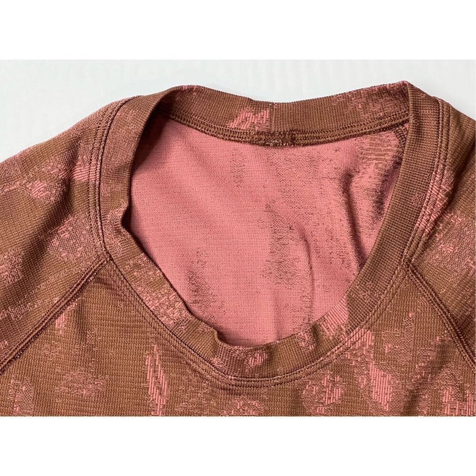 Lululemon Lululemon Swiftly Tech 2.0 Long Sleeve Pullover Top XXXS\XXS Size XXS / US 00 / IT 34 - 3 Thumbnail