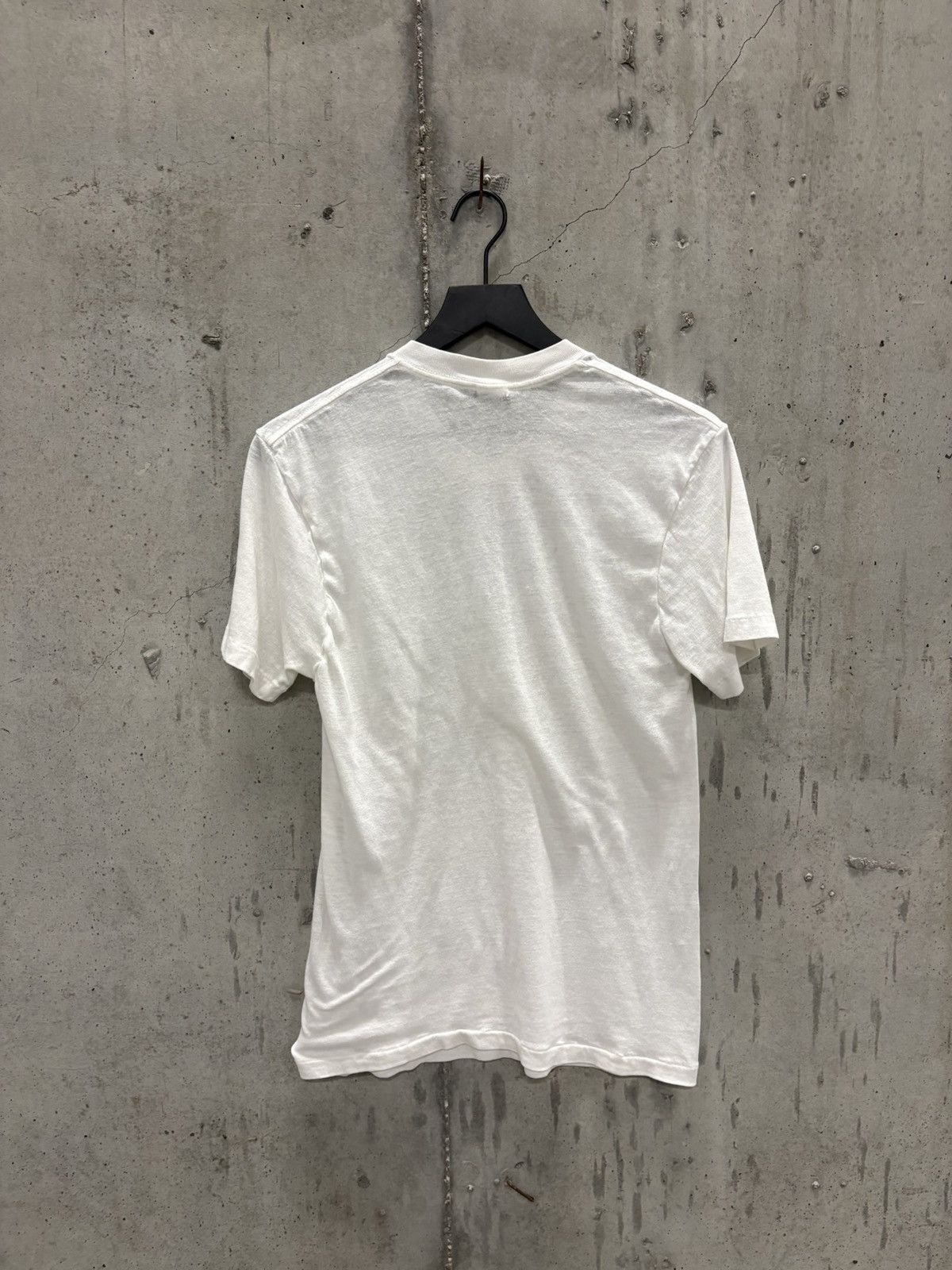 Vintage Vintage Blank Shirt Thrashed Faded Distressed Grunge Band Size US S / EU 44-46 / 1 - 4 Thumbnail