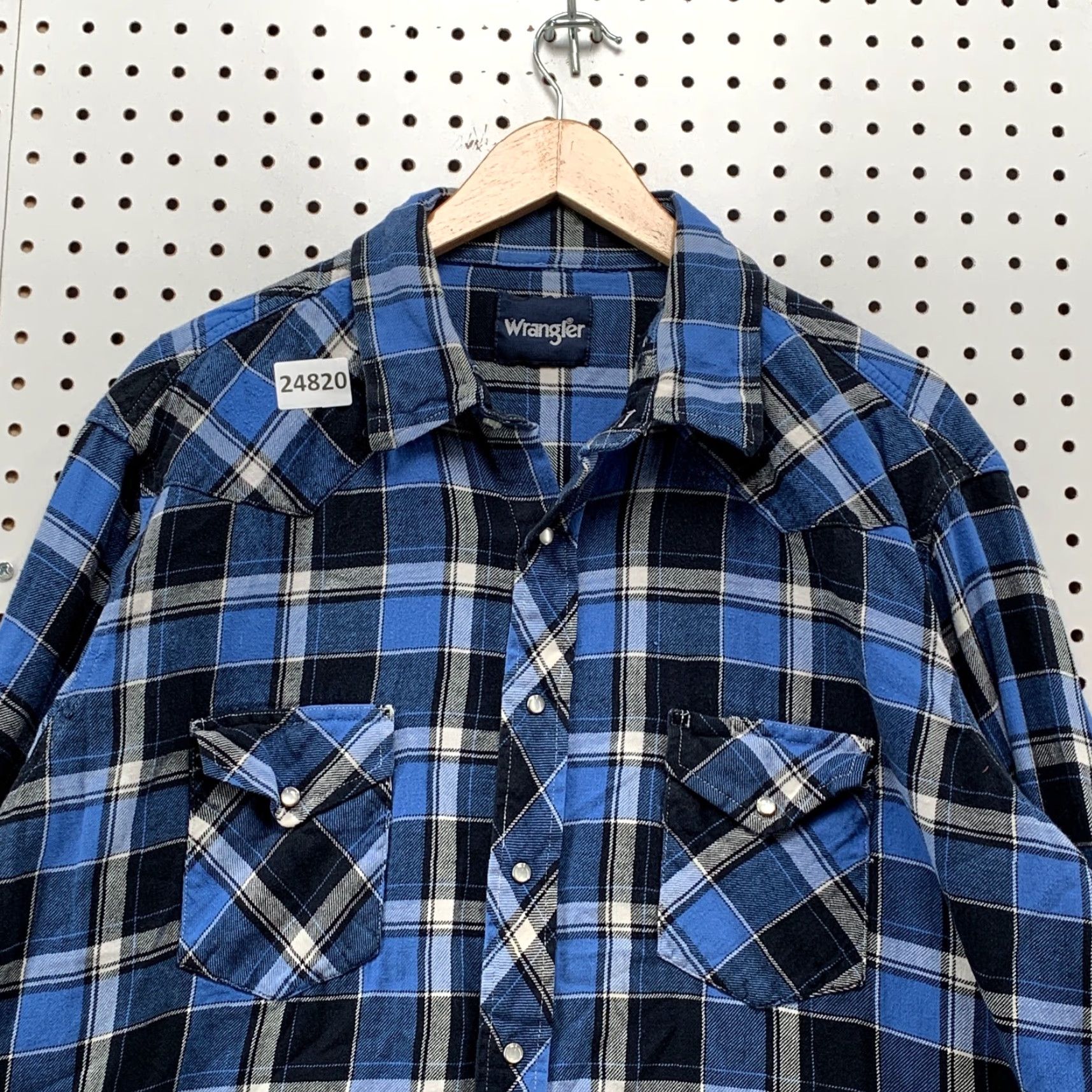 Wrangler VINTAGE Wrangler Western Plaid Shirt Mens 2XL Blue Black Long Sleeve 25.5x31 Wrangler Pearl Snap Plaid Shirt blue Black Long Sleeve Adult 2XL 25.5x31 Size US XXL / EU 58 / 5 - 4 Thumbnail