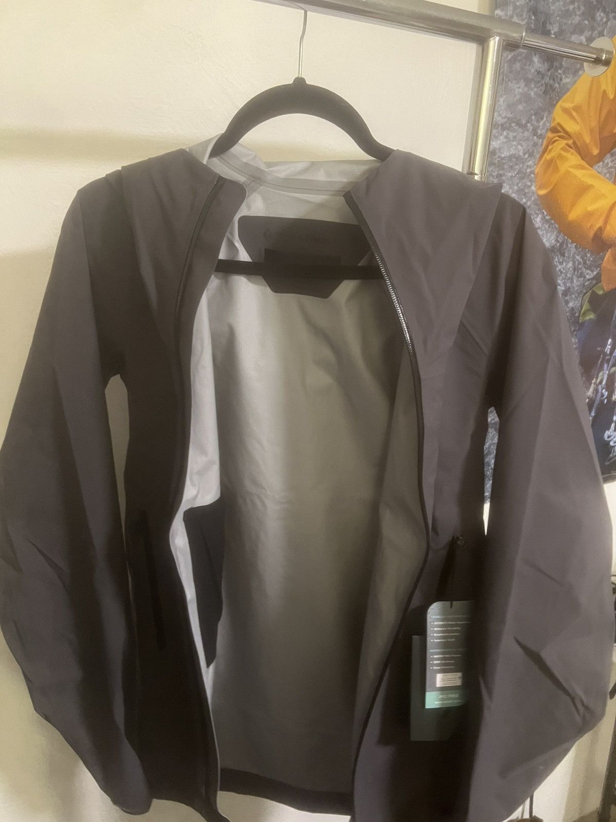 Black Diamond Black Diamond Mens Highline Stretch Rain Shell Size US XS / EU 42 / 0 - 5 Thumbnail