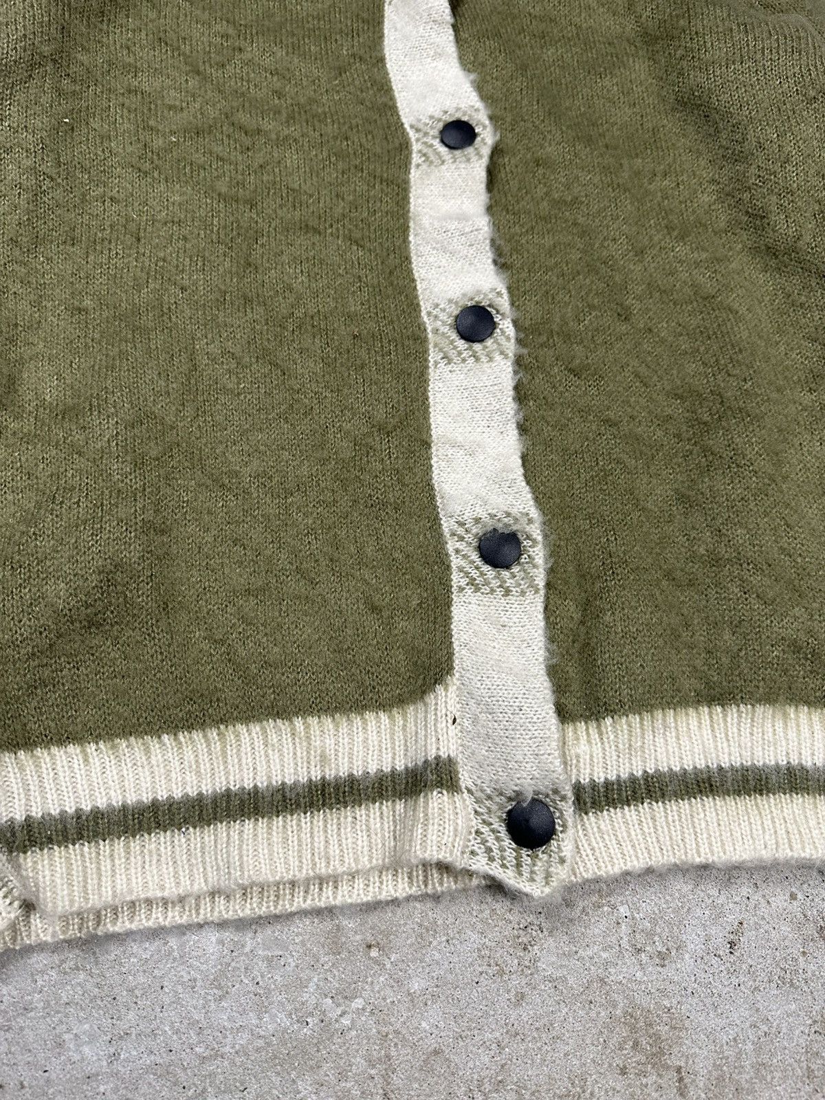 Japanese Brand × Vintage Vintage Y2K Wool & Mohair Olive Cardigan Sweater Knit Size US M / EU 48-50 / 2 - 4 Thumbnail