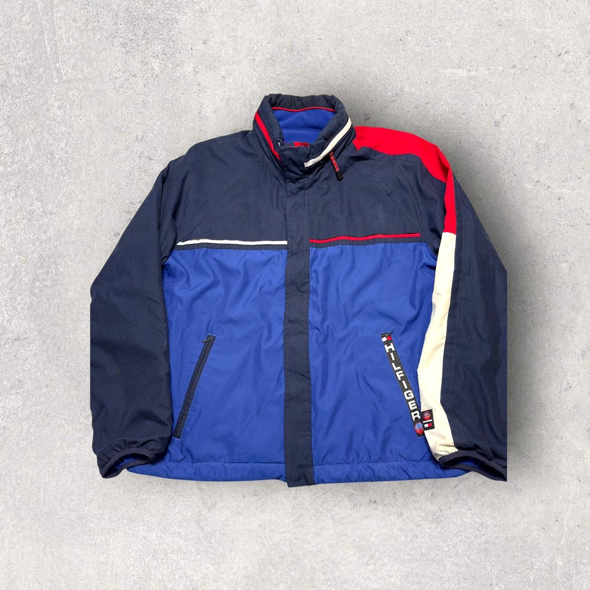 Tommy Hilfiger Vintage Tommy Hilfiger reversible jacket Size US XL / EU 56 / 4 - 1 Thumbnail