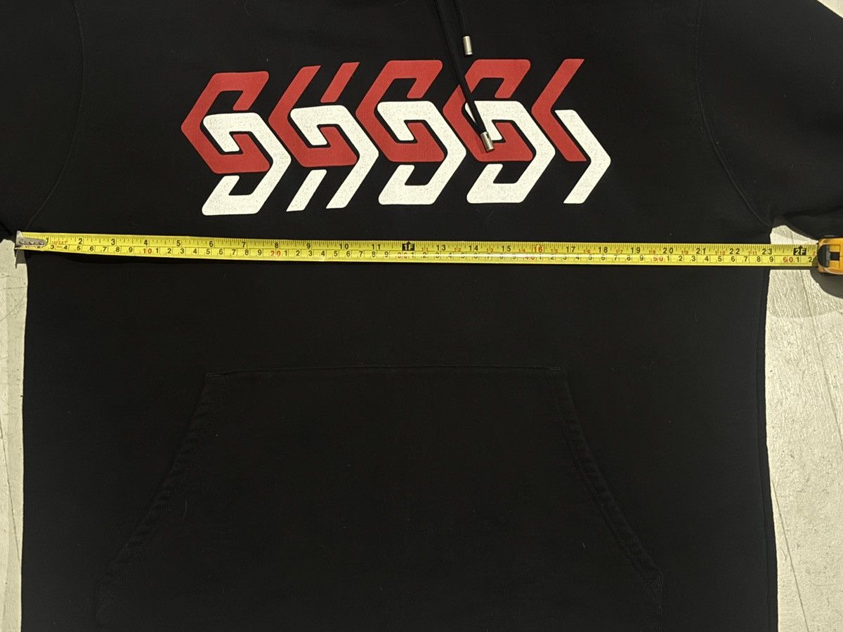 Gucci Gucci Mirror Logo Hoodie Size L Size US L / EU 52-54 / 3 - 5 Thumbnail