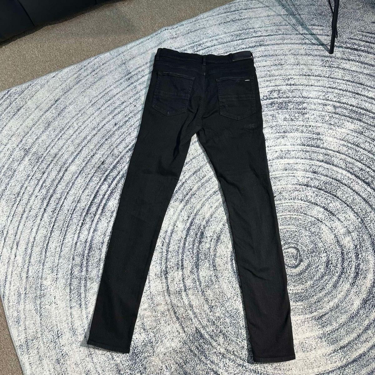 Amiri × Hypebeast AMIRI DESTROYED DENIM PANTS Size US 34 / EU 50 - 2 Thumbnail