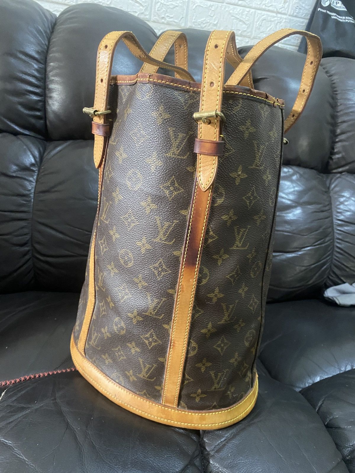 Louis Vuitton Authentic Louis Vuitton Monogram Bucket GM Size ONE SIZE - 5 Thumbnail