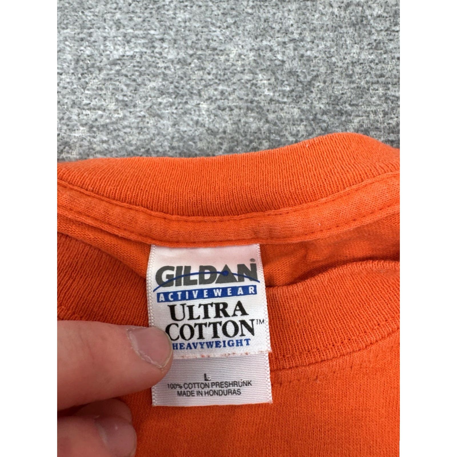 Gildan VINTAGE Gildan Shirt University Miami Hurricanes Orange Adult L Crew Neck Short Sleeve Cotton Mens Size US L / EU 52-54 / 3 - 4 Thumbnail