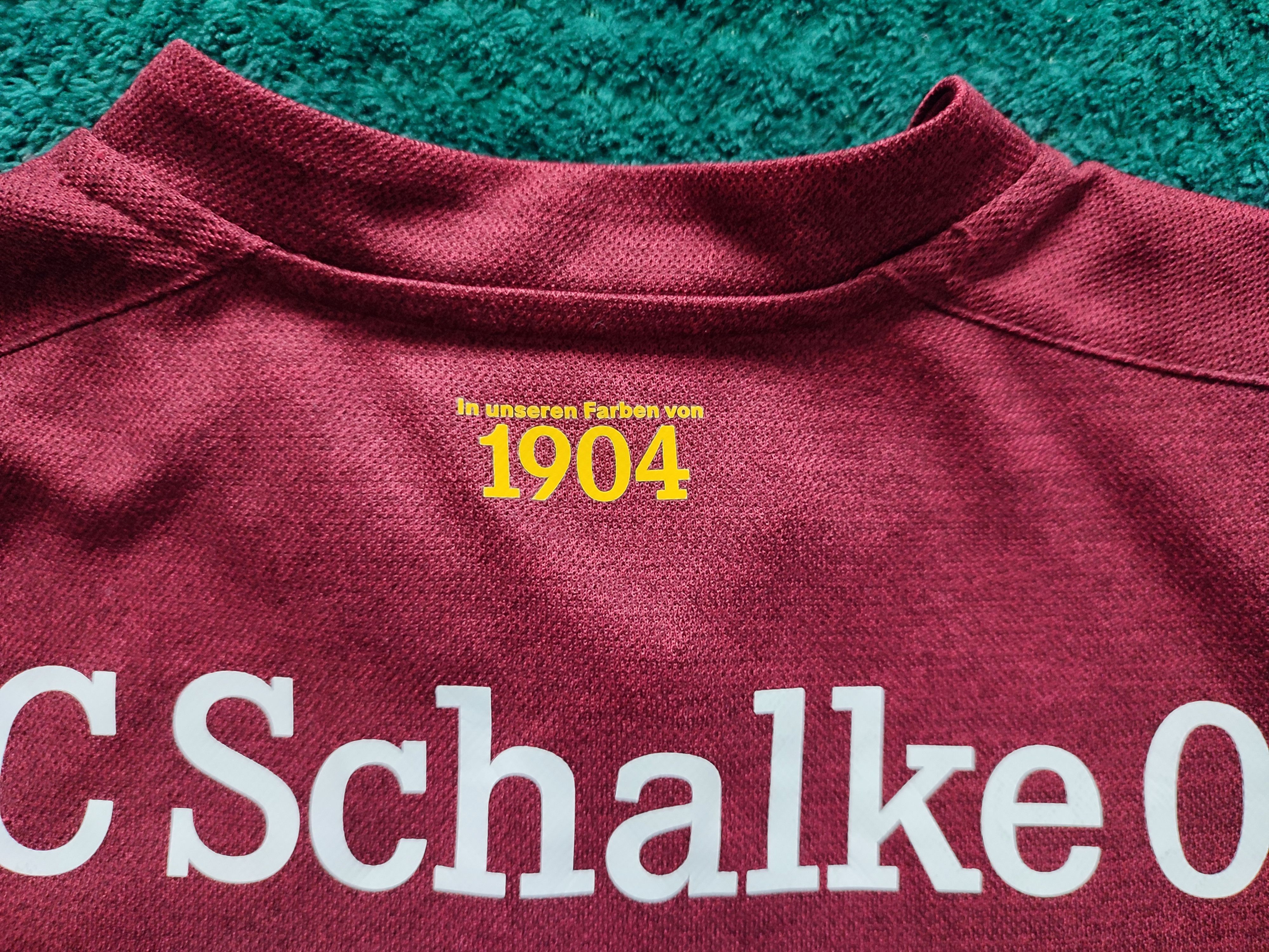 Umbro Schalke 04 Umbro Kit Football Jersey #Stand With Ukraine Size US S / EU 44-46 / 1 - 12 Thumbnail