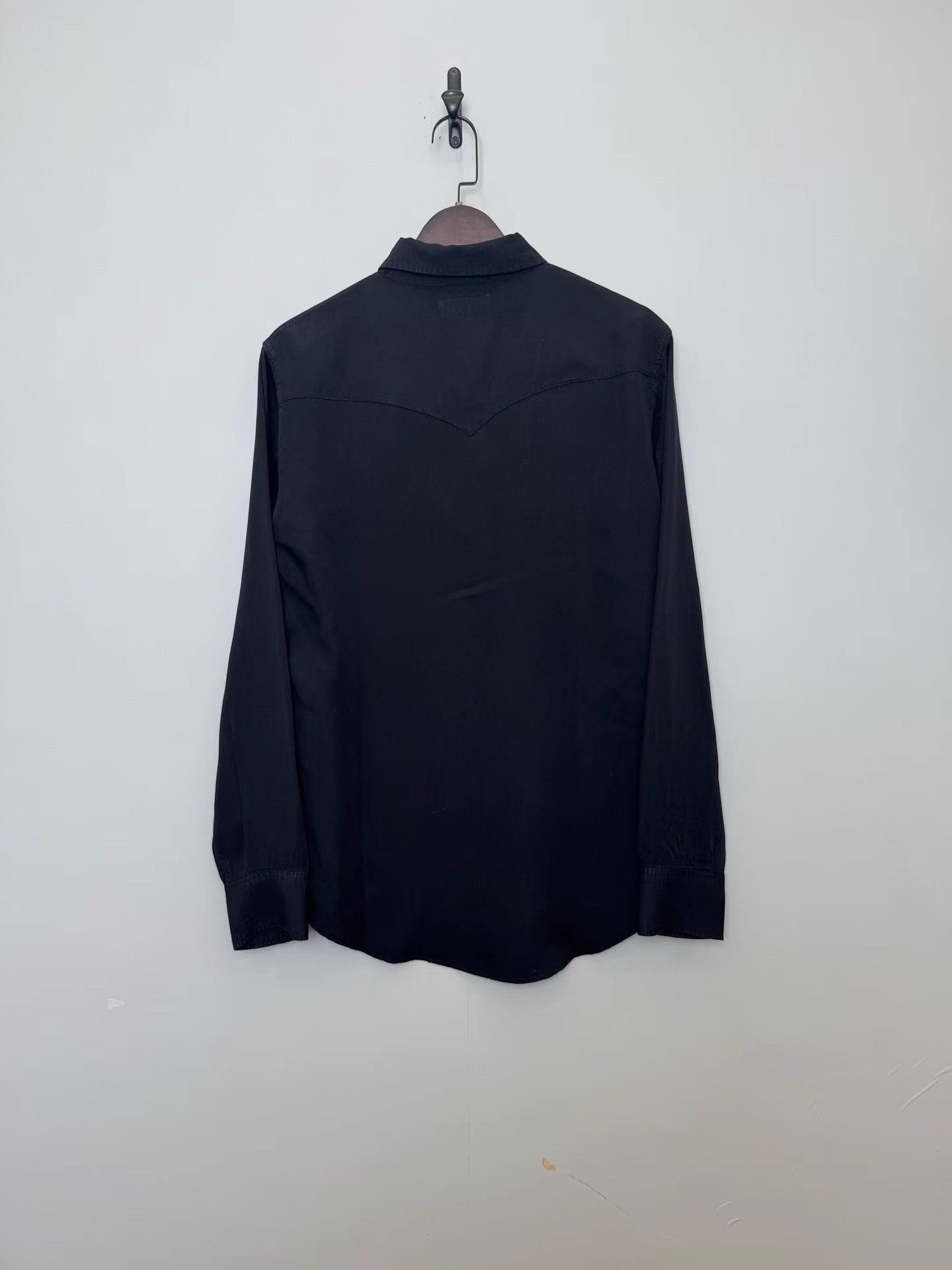 Saint Laurent Paris Saint Laurent Men's Black Denim Shirt K36 Size US L / EU 52-54 / 3 - 2 Thumbnail