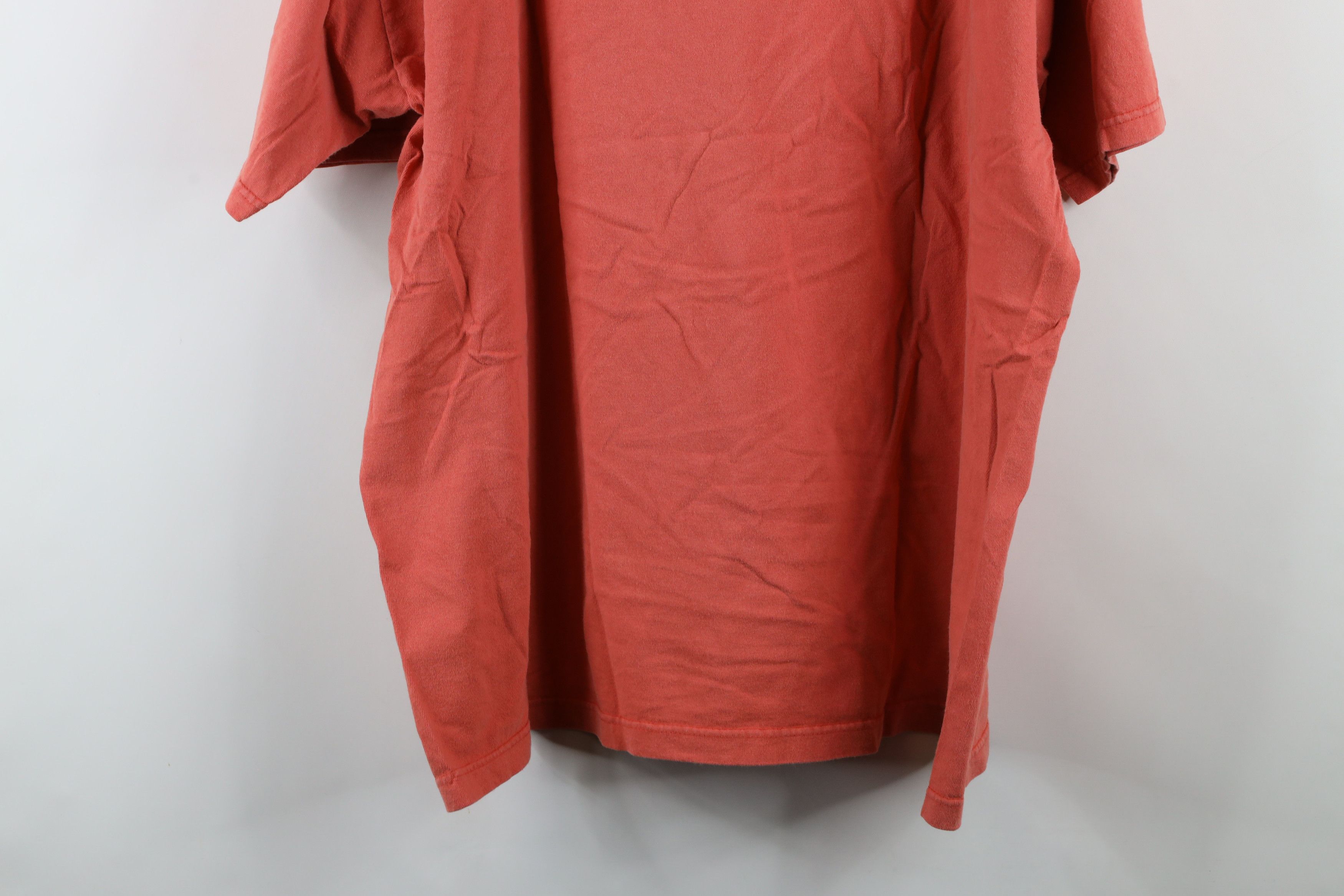 Vintage Vintage 90s Spell Chicago Bulls Basketball T-Shirt Red USA Size US XXL / EU 58 / 5 - 11 Thumbnail