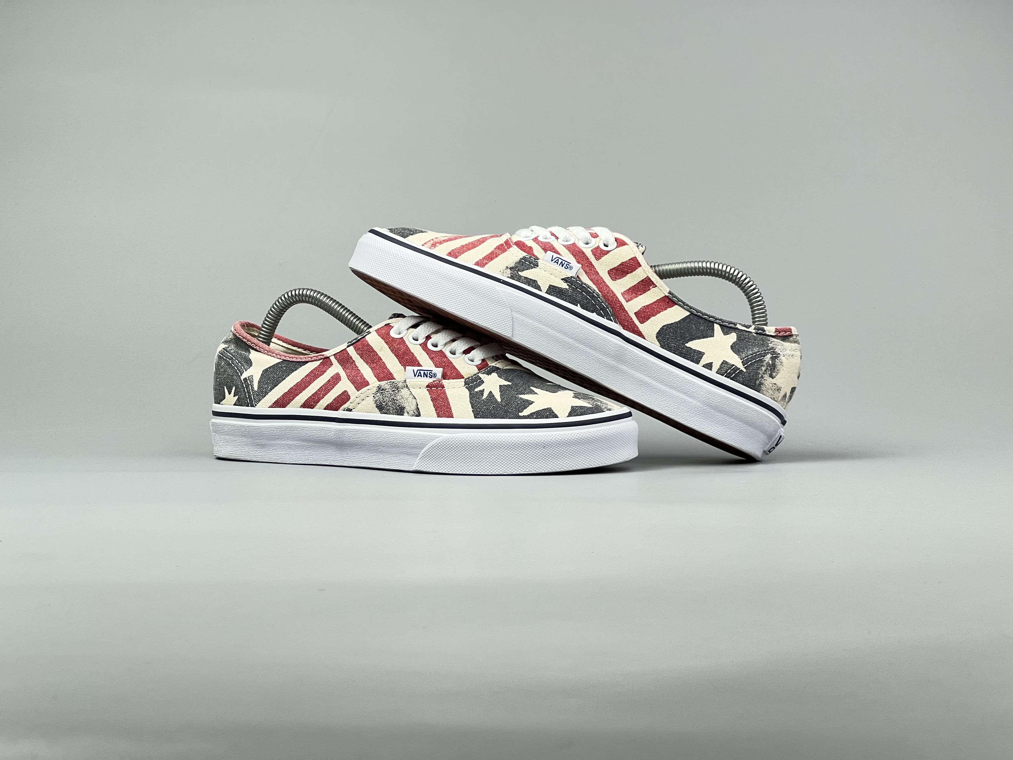 Vans Vans Era Van Doren Retro Flag Sneakers Size US 8.5 Size US 8.5 / IT 38.5 - 7 Thumbnail