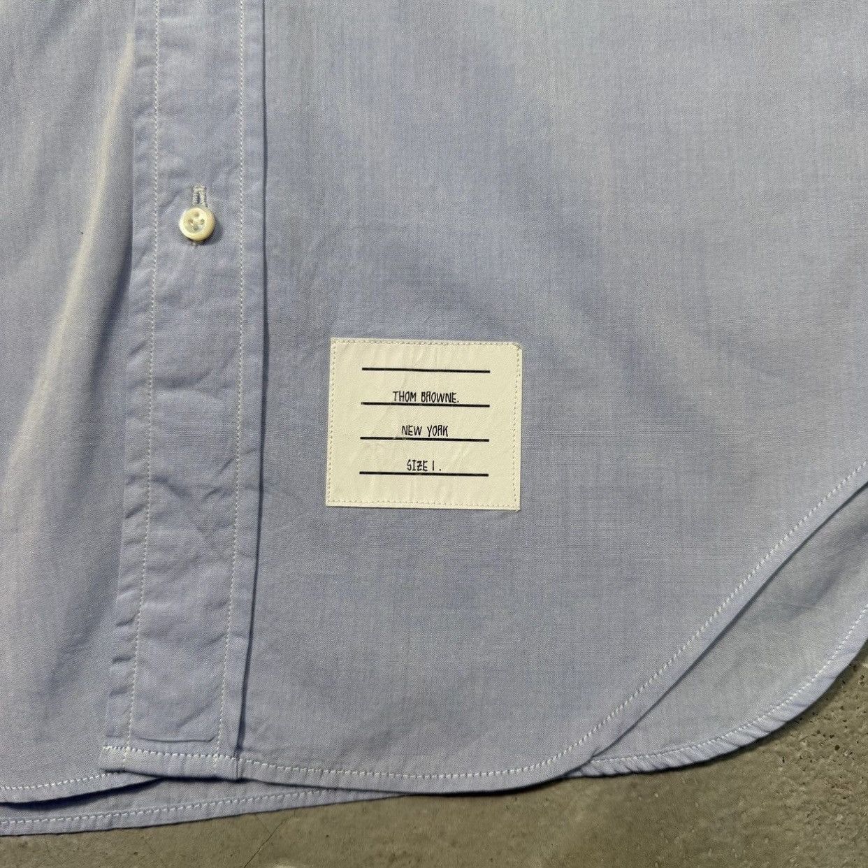 Thom Browne THOM BROWNE Men's Stripe Armband Patch Button-Up Shirt SZ 1 Size US S / EU 44-46 / 1 - 10 Thumbnail