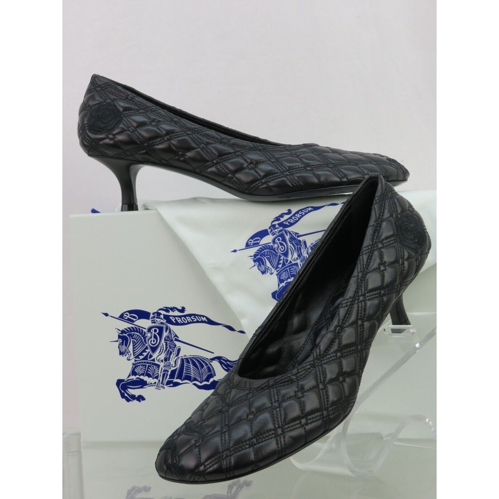 BURBERRY BABY BLACK QUILTED LEATHER LOGO KITTEN PUMPS 38 8