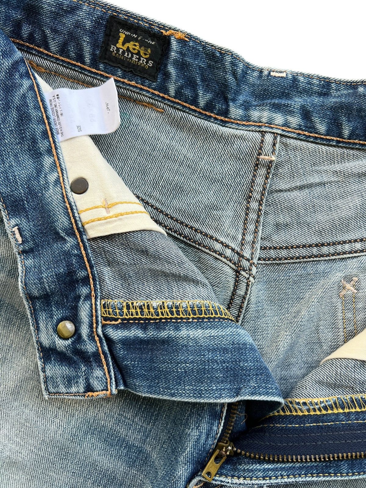 Lee Vintage 90s Lee Rider Distressed Denim Jeans 31x29 Size US 31 - 10 Thumbnail