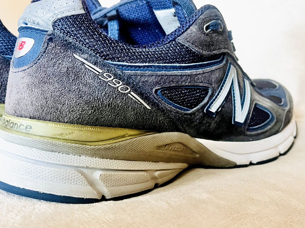 New Balance New Balance 990v4 - Navy / White (11M) Size US 11 / EU 44 - 5 Thumbnail