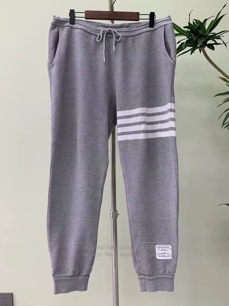 Thom Browne Thom Browne size 2 Drawstring Cuffed Knit Sport Pants Size US 28 / EU 44 - 1 Thumbnail