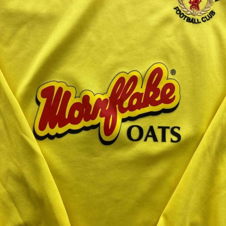 Diadora Crewe Alexandra 2005-06 goalkeeper football jersey size M Size US M / EU 48-50 / 2 - 5 Thumbnail