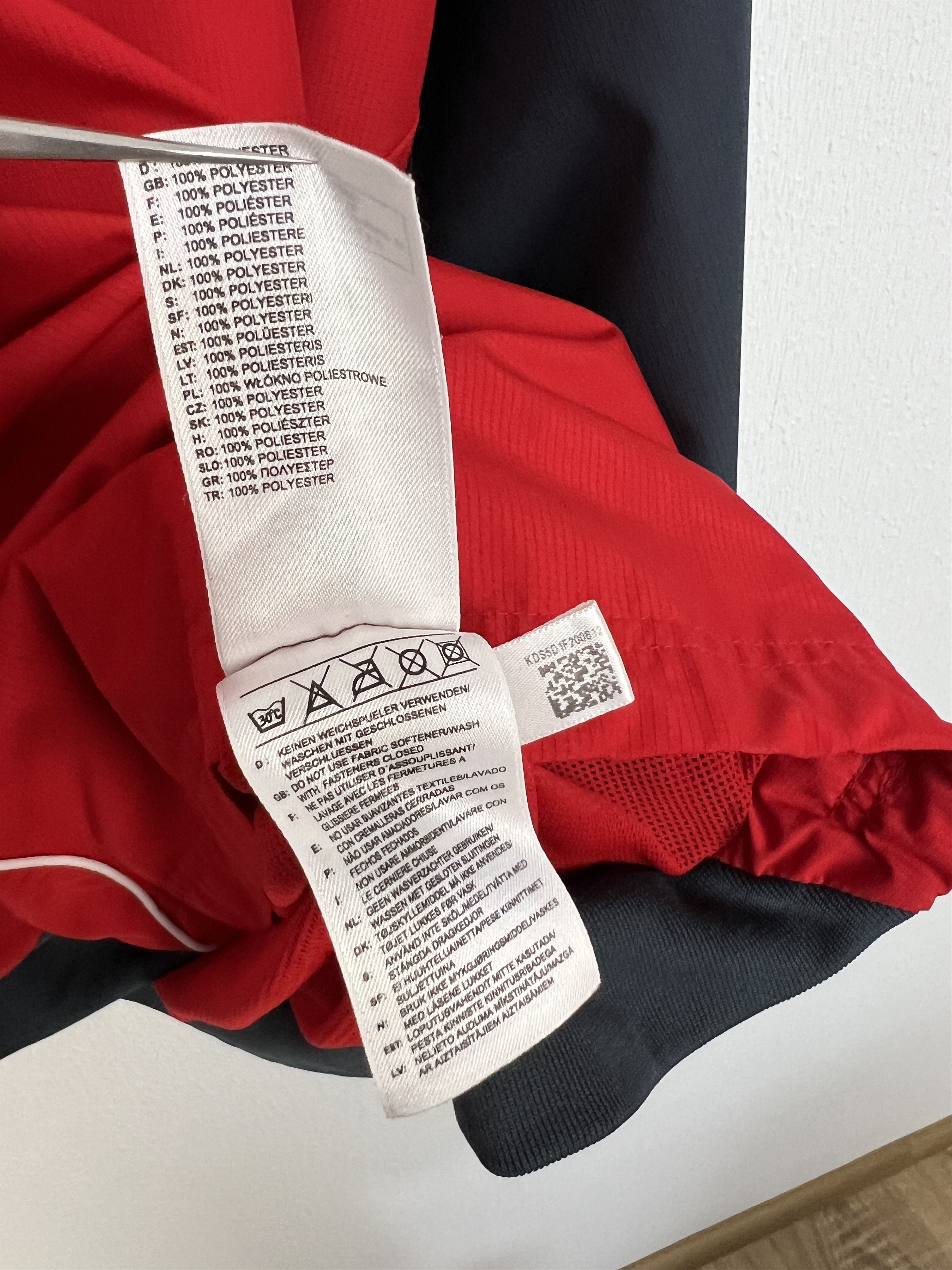 Adidas Vintage Adidas Liverpool Football Train Jacket Formotion Size US L / EU 52-54 / 3 - 12 Thumbnail