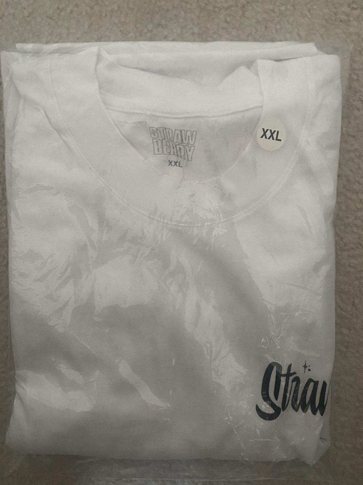 Strawberry XXL Sample Strawberry Tee White Navy Blue Size US XXL / EU 58 / 5 - 2 Thumbnail