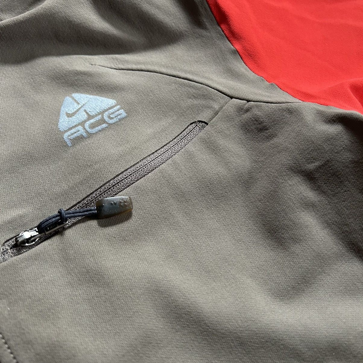 Nike ACG × Vintage 2007 ARTiCULATED STRETCH NYLON TAPED SEAM CHEST YOKE VEST Size M / US 6-8 / IT 42-44 - 10 Thumbnail