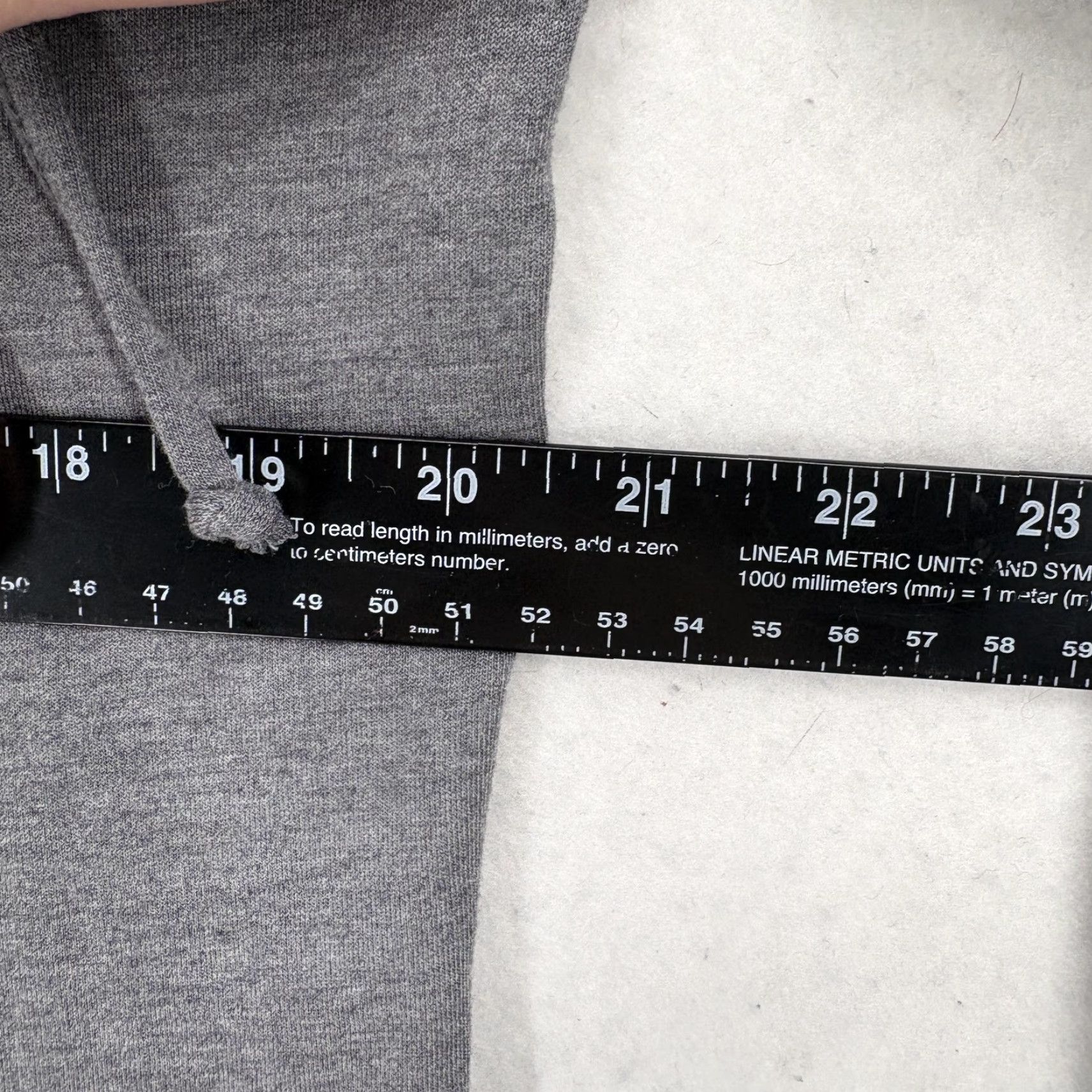 Vintage L.L.Bean Hoodie Tunic Womens M Gray Long Sleeve Kangaroo Pocket Jersey Knit Scoop Neck Pullover Lightweight Relaxed Neckline Size M / US 6-8 / IT 42-44 - 7 Thumbnail