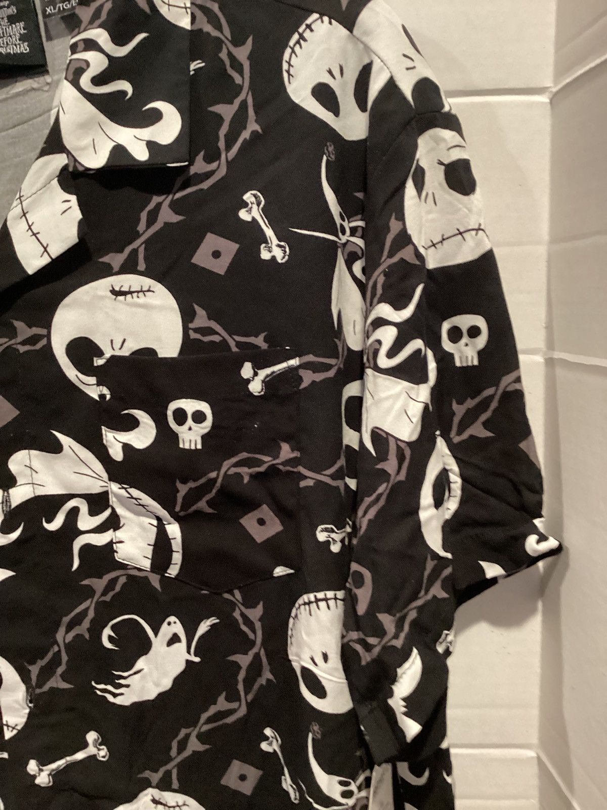 Disney Disney Nightmare Before Christmas Button Up Shirt x large Size US XL / EU 56 / 4 - 2 Thumbnail