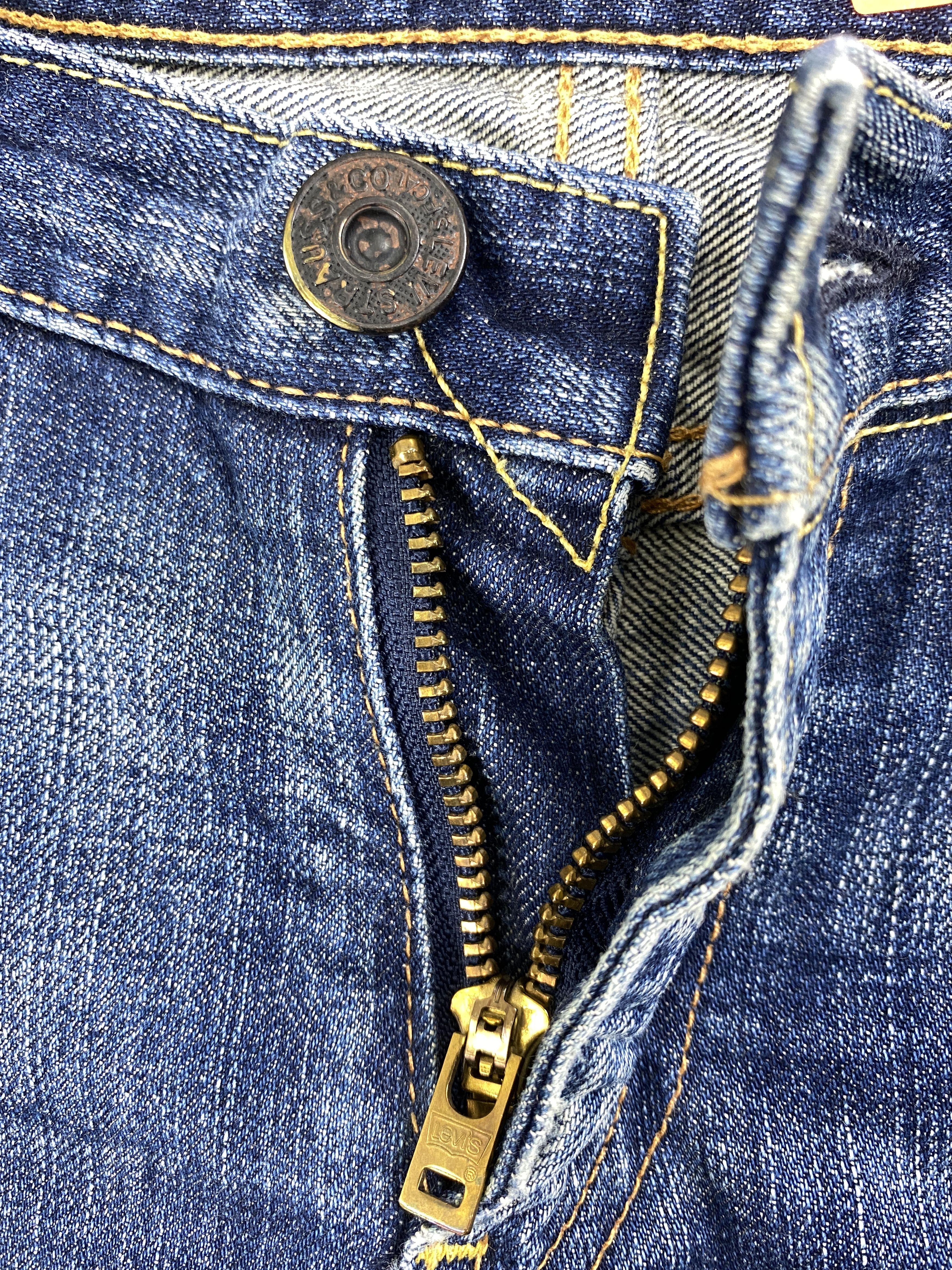 Levi's Distressed Blue Levi's Jeans 30x29 Denim -SJ070 Size US 30 / EU 46 - 6 Thumbnail