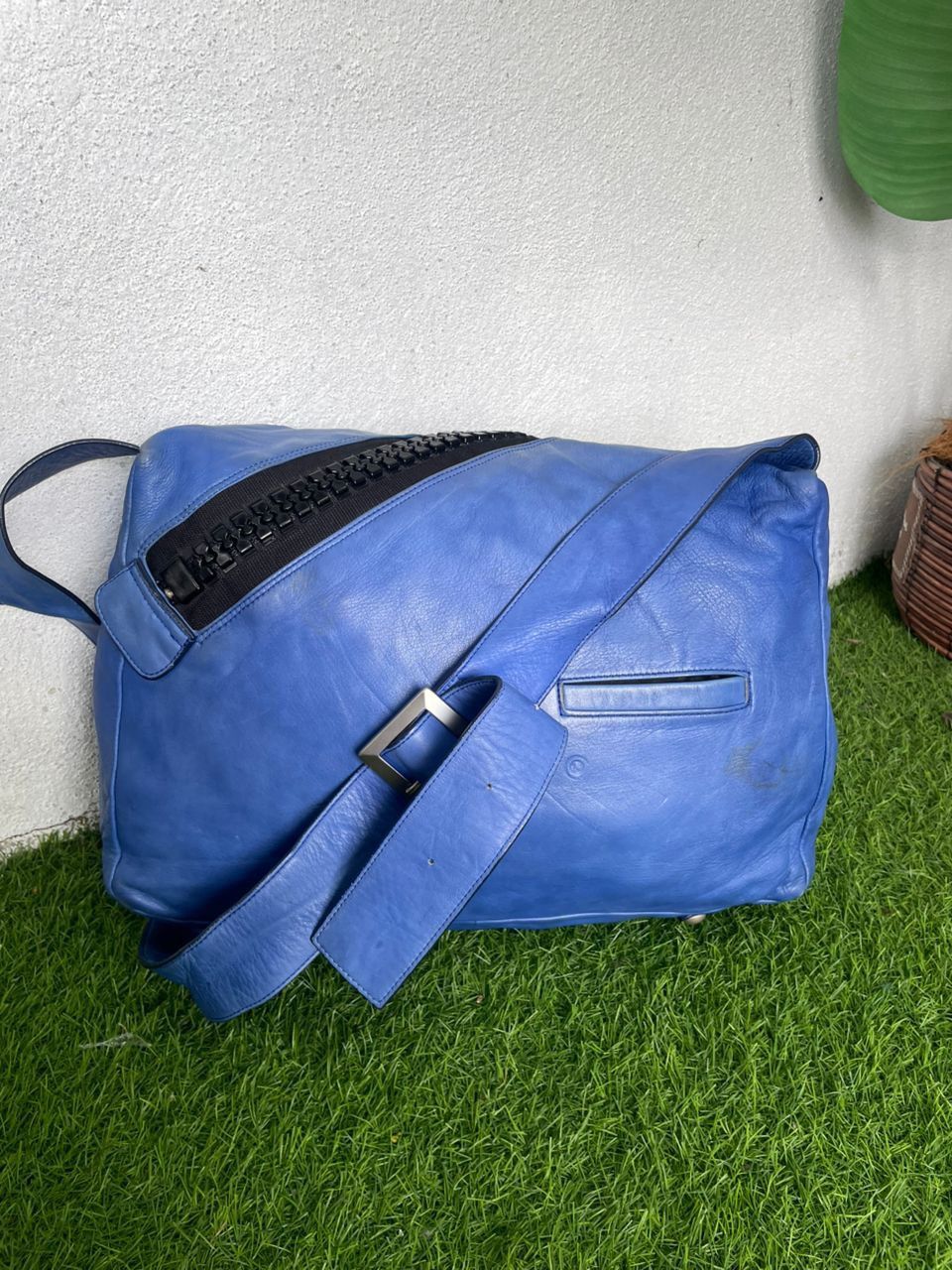 Japanese Brand Authentic Kawa Kawa Inspired to Yohjimoto Leather Shoulder Size ONE SIZE - 1 Thumbnail