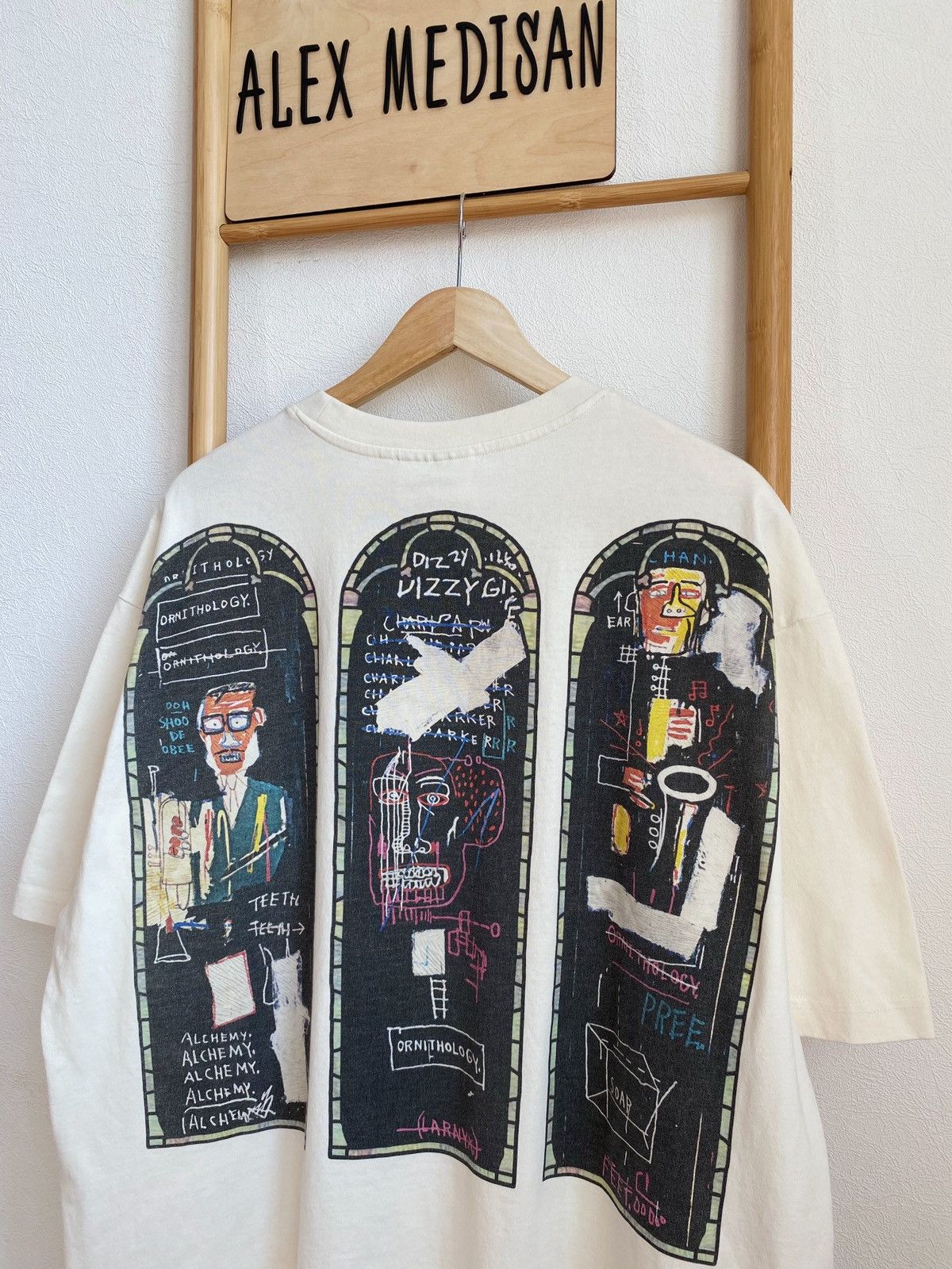H&M × Jean-Michel Basquiat × Who Decides War WHO DECIDES WAR x BASQUIAT x H&M RELAXED FIT COTTON T-SHIRT Size US XL / EU 56 / 4 - 1 Thumbnail