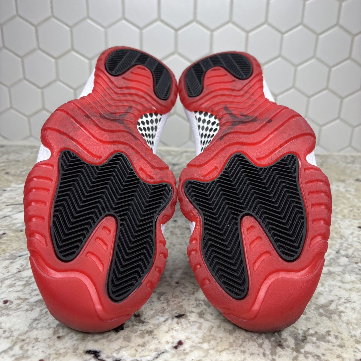 Jordan Brand Size 9 -Jordan 11 Retro Bred (2019) Lightly Used W/Box Size US 9 / EU 42 - 19 Thumbnail