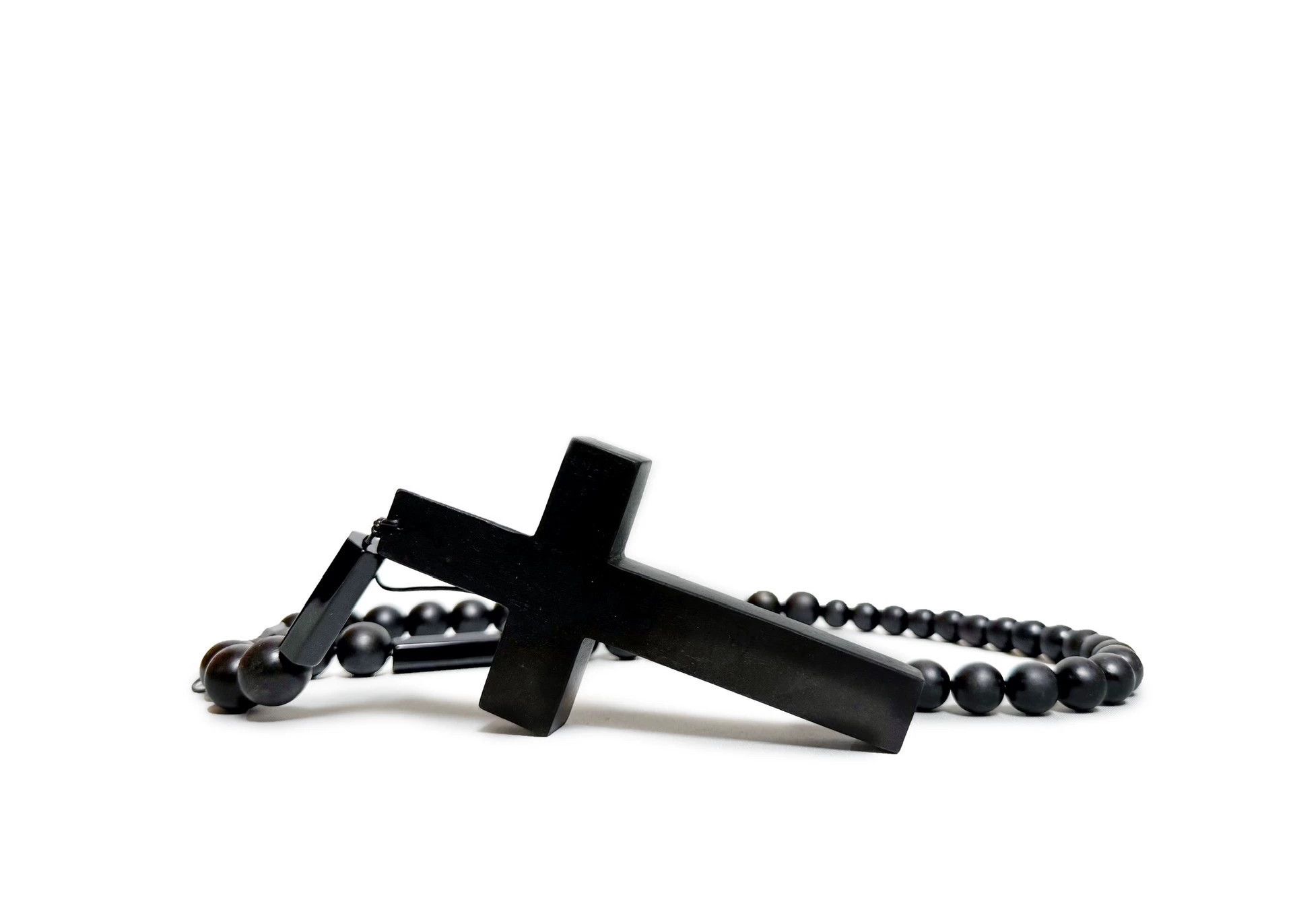 Number (N)ine number(n)ine 08ss birds black wooden cross necklace Size ONE SIZE - 1 Thumbnail