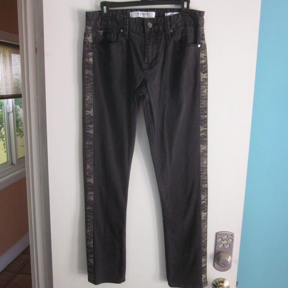 Guess GUESS Jeans Camo Trim Size 32 Slim Black Denim Size 24" / US 00 / IT 34 - 1 Thumbnail