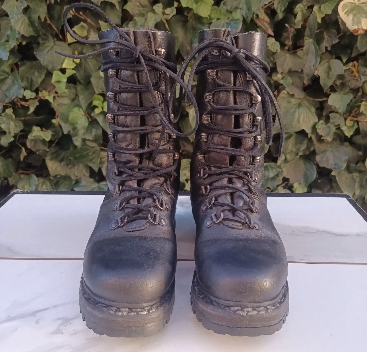 Vintage Vintage Military Boots Size US 7 / EU 40 - 2 Thumbnail