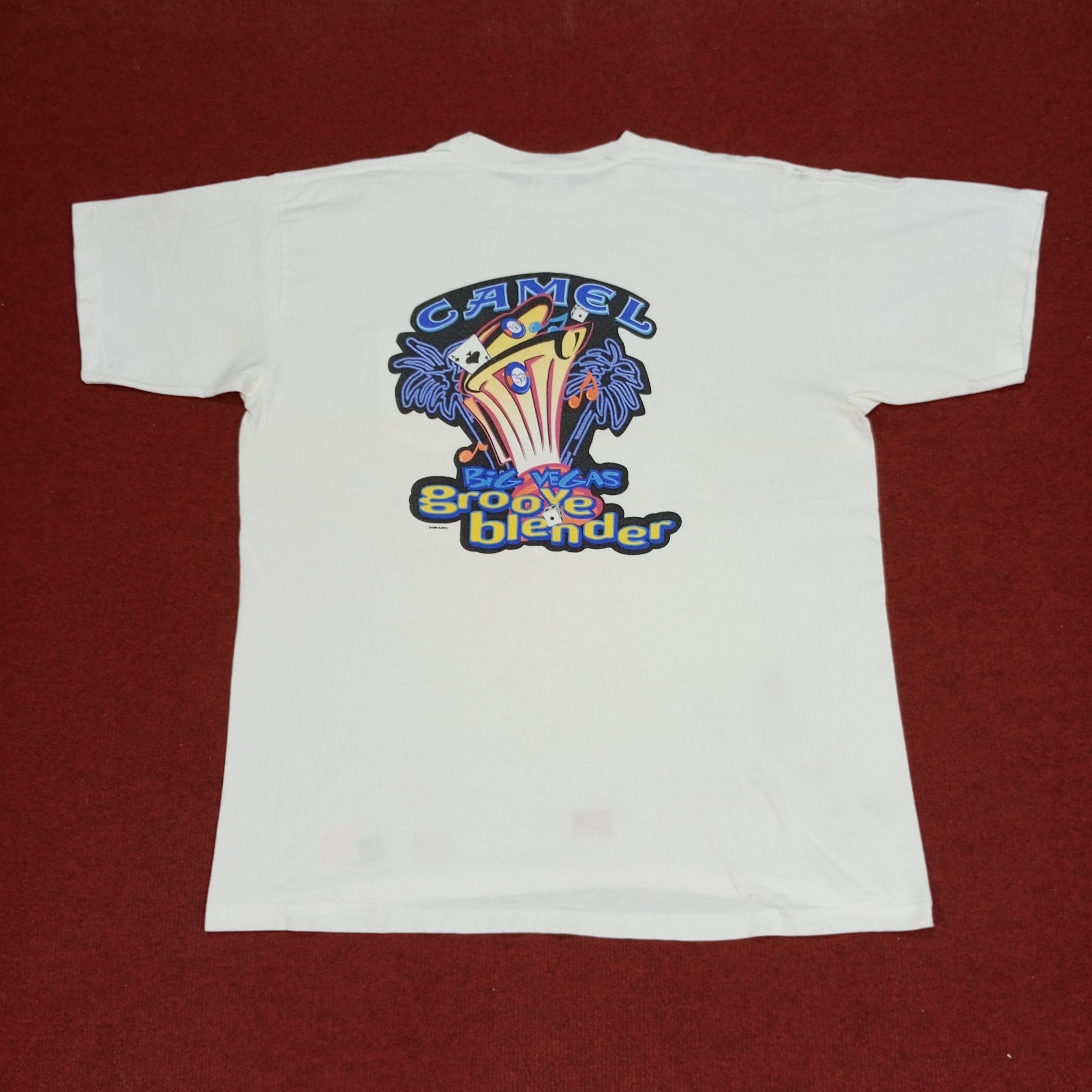 Camel Groove Blender Pocket Design Vintage Tshirt