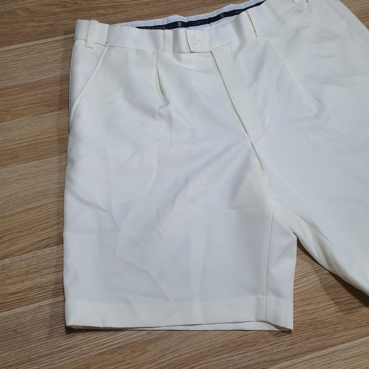 Designer City club Size US 38 / EU 54 - 6 Thumbnail