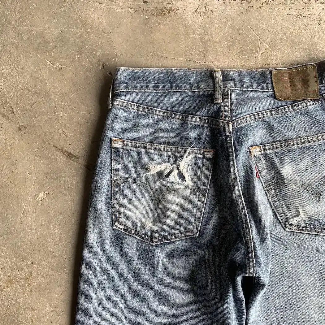 Levi's Vintage Clothing Levi’s 502 Distressed Denim Levis Jeans Trousers Pants Size US 28 / EU 44 - 11 Thumbnail
