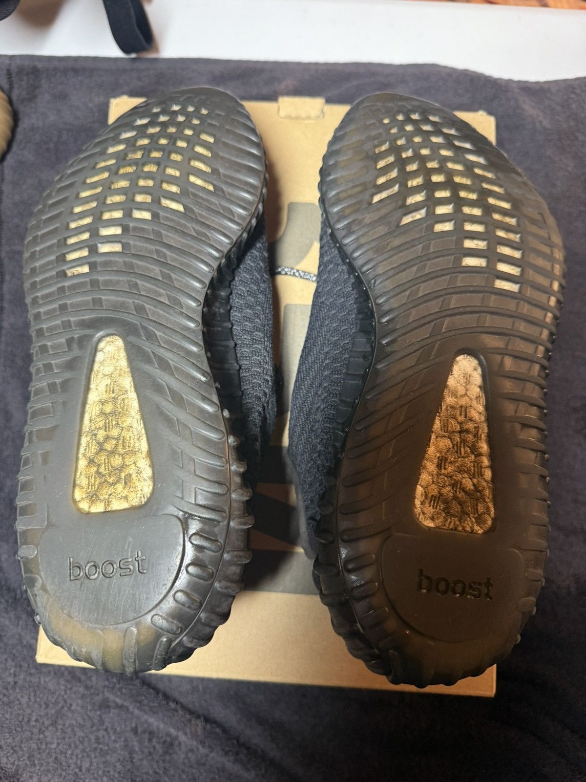 Adidas × Kanye West Adidas yeezy boost 350 v2 BLACK Size US 10.5 / EU 43-44 - 9 Thumbnail