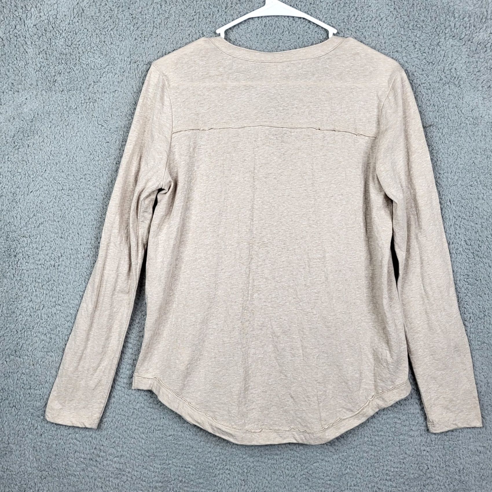Vintage AKEMI + KIN Women's Beige Sequin Beaded Embellished Top S Long Sleeve V-Neck Size S / US 4 / IT 40 - 5 Thumbnail