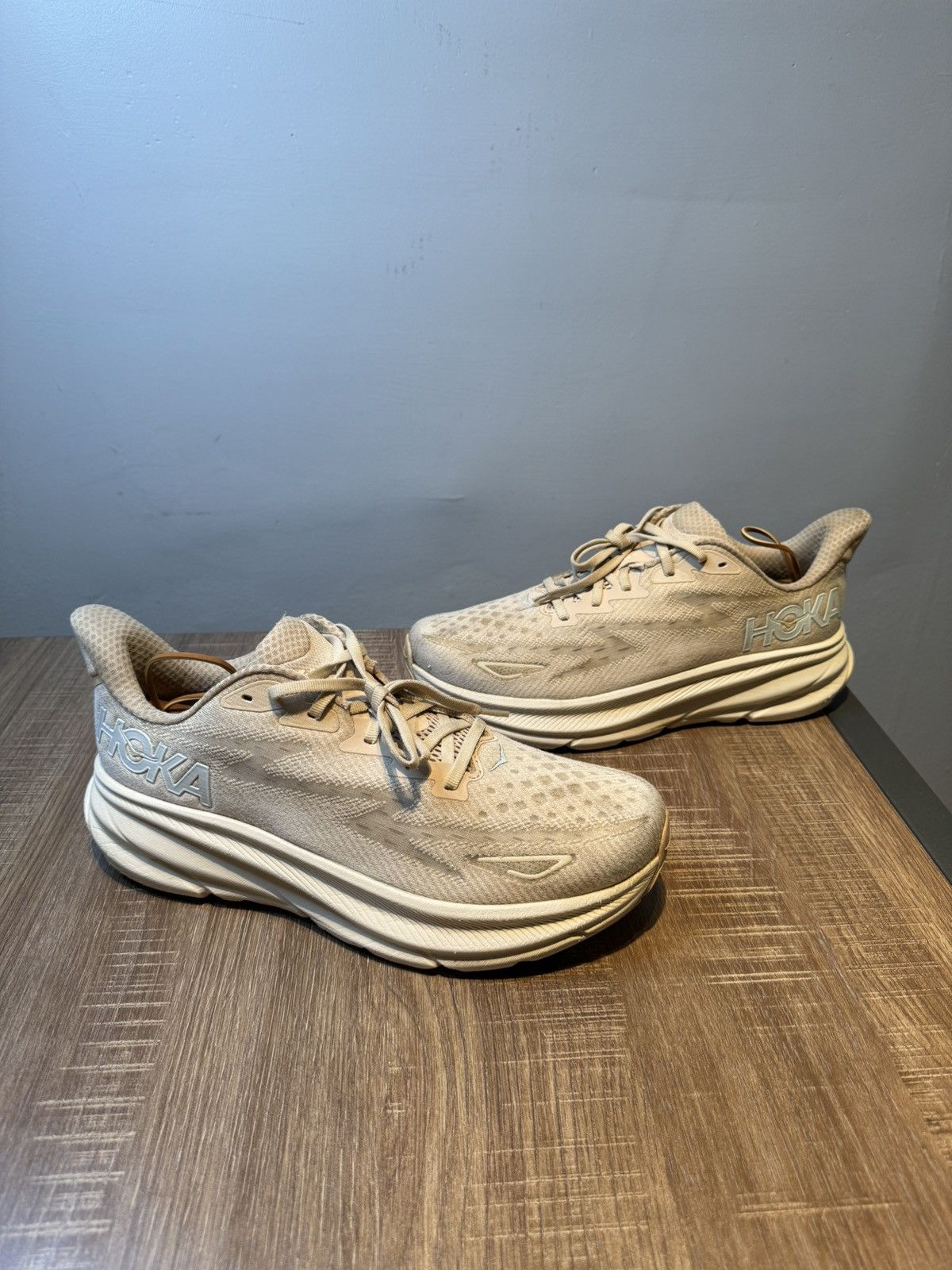 Hoka Hoka Clifton 9 Sneakers Women’s Size 11 B Eggnog Beige Ivory Size US 11 / IT 41 - 2 Thumbnail