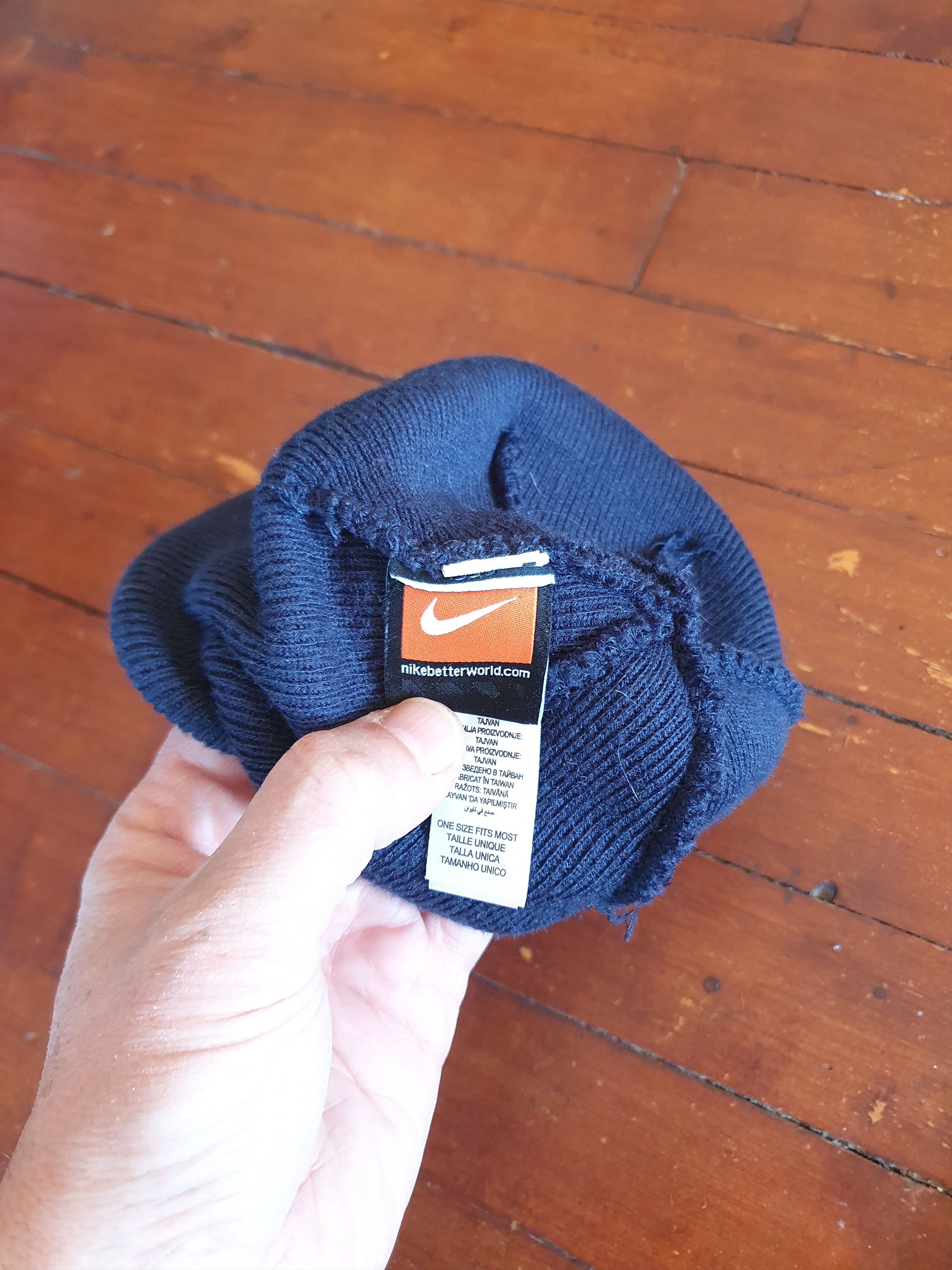 Nike × Vintage Nike Small Swoosh Beanie Winter Hat Size ONE SIZE - 5 Thumbnail